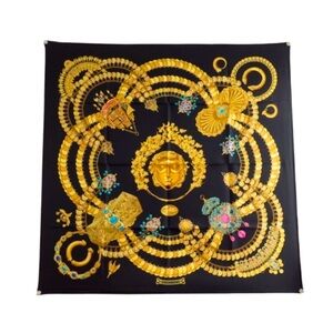 NWOT HERMES Scarf